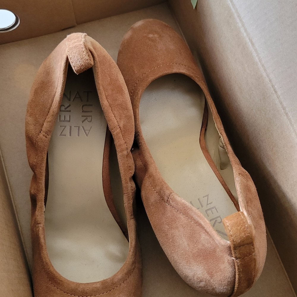 Naturalizer Brown Heels with Elastic Trim